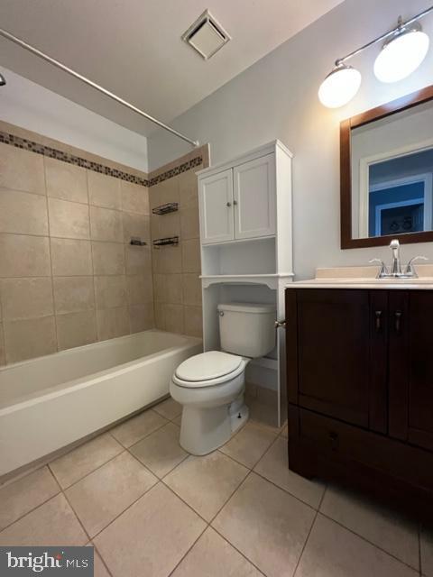 Foto del edificio - 9234 Cardinal Forest Ln