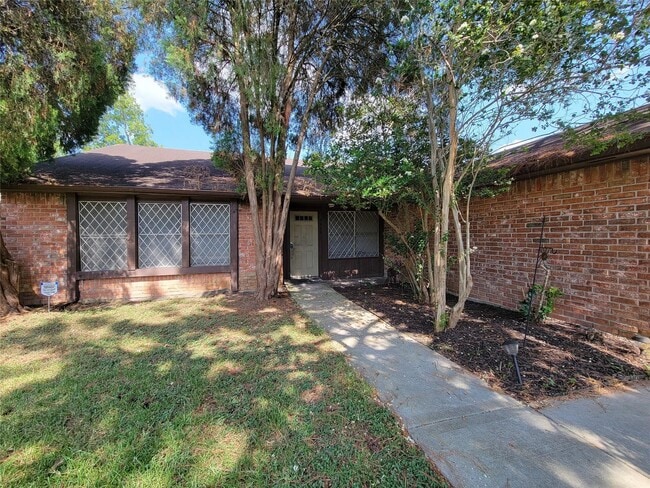 Building Photo - 9415 Beckford Dr