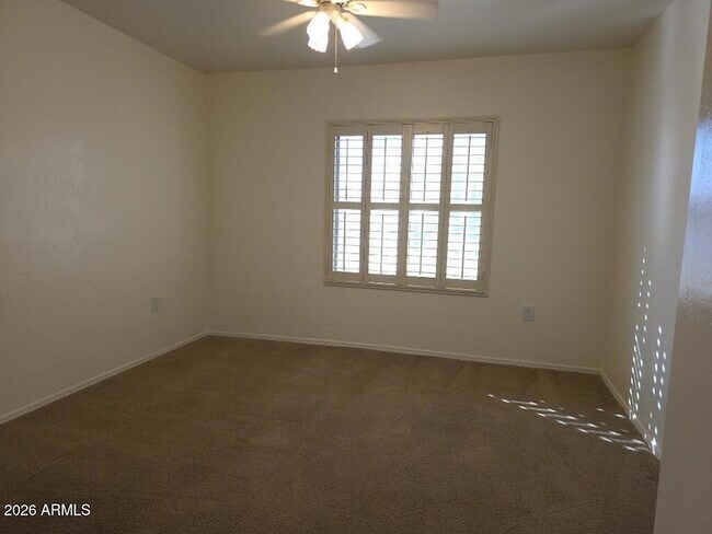 Foto del edificio - 5249 E Shea Blvd