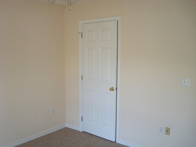 Foto del edificio - 7501 Cliff Cottage Dr