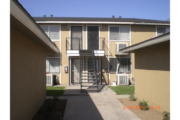 Foto del edificio - 302 S Chestnut Ave
