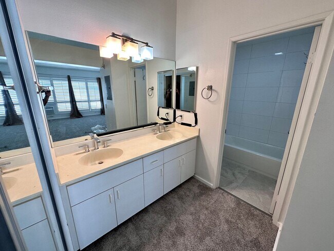 Foto del edificio - For Rent - [The Arbors] 91-1131 Laaulu St. #11C, Ewa Beach, HI 96706