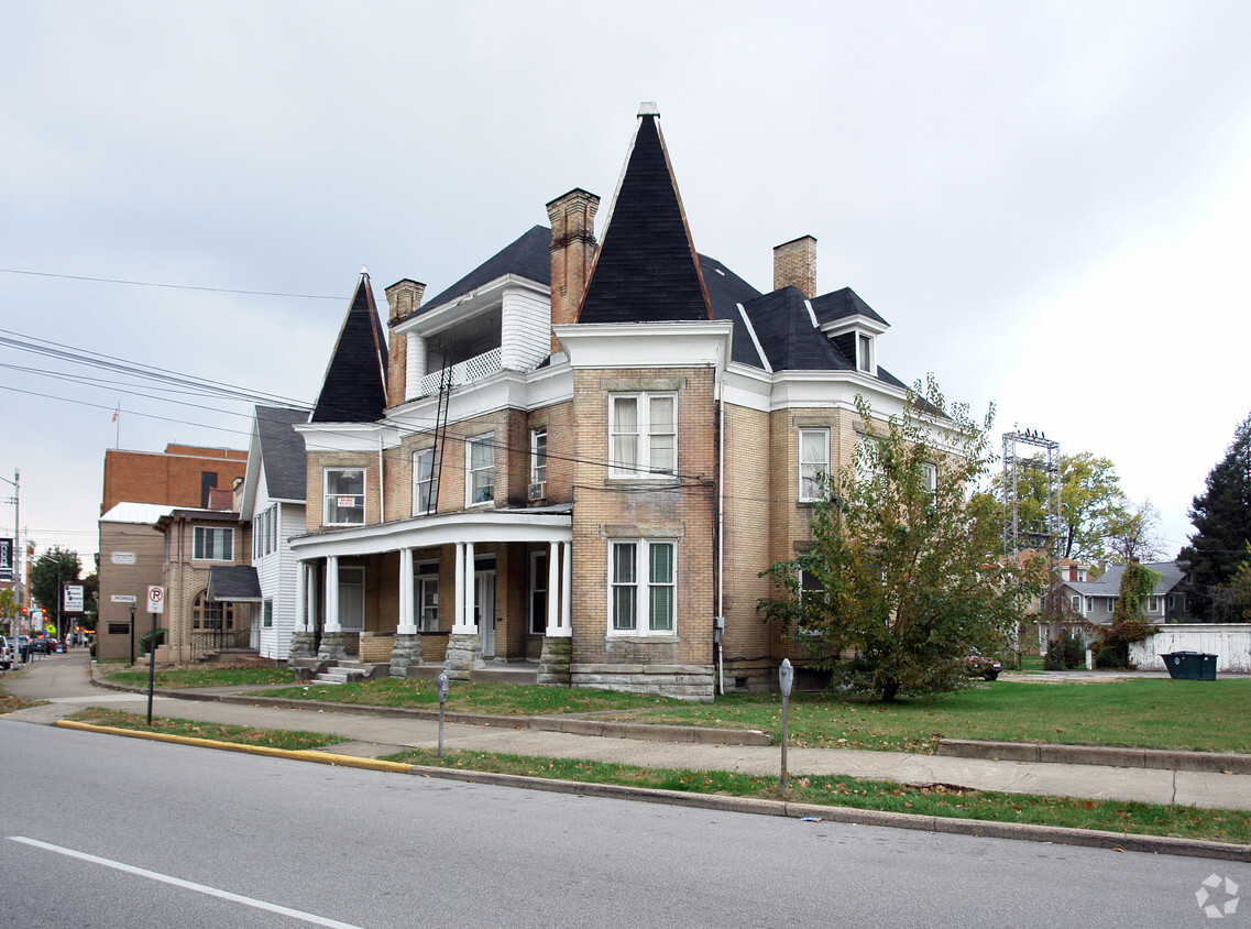 Building Photo - 947 Market St