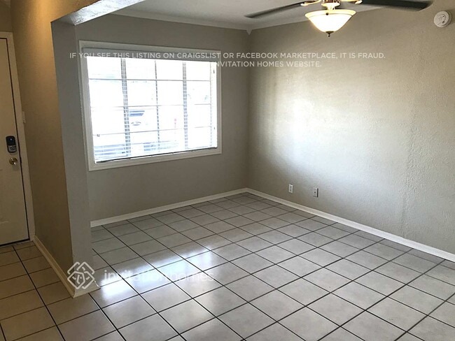 Building Photo - 7641 E Verde Ln