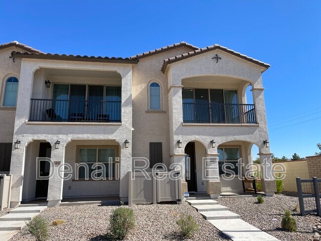 Foto del edificio - 784 S Hawk Ln