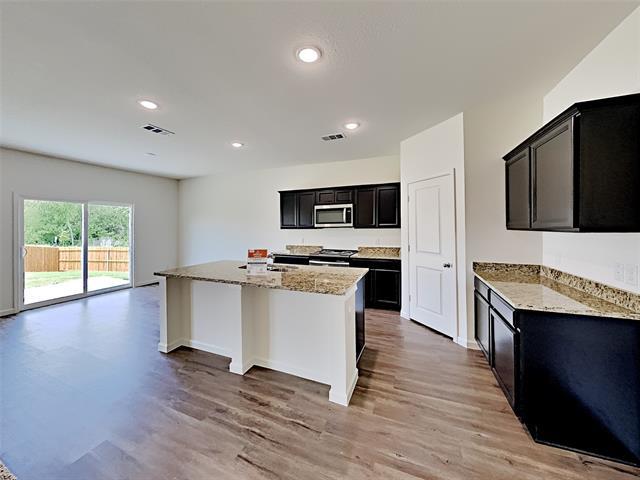 Building Photo - 711 Devonshire Dr