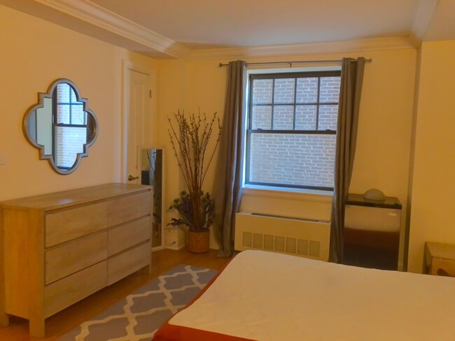 Foto del edificio - 1701 Locust St
