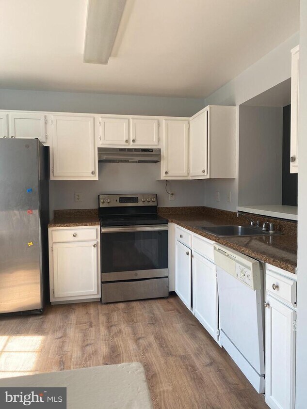 14919 Enterprise Ln, Woodbridge, VA 22191 Townhome Rentals in Woodbridge VA