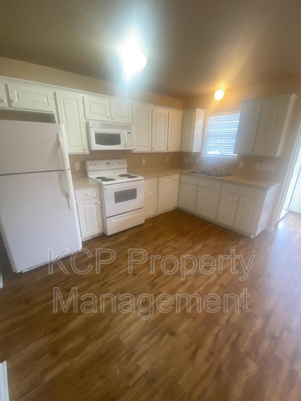Foto del edificio - 815 N 48th St