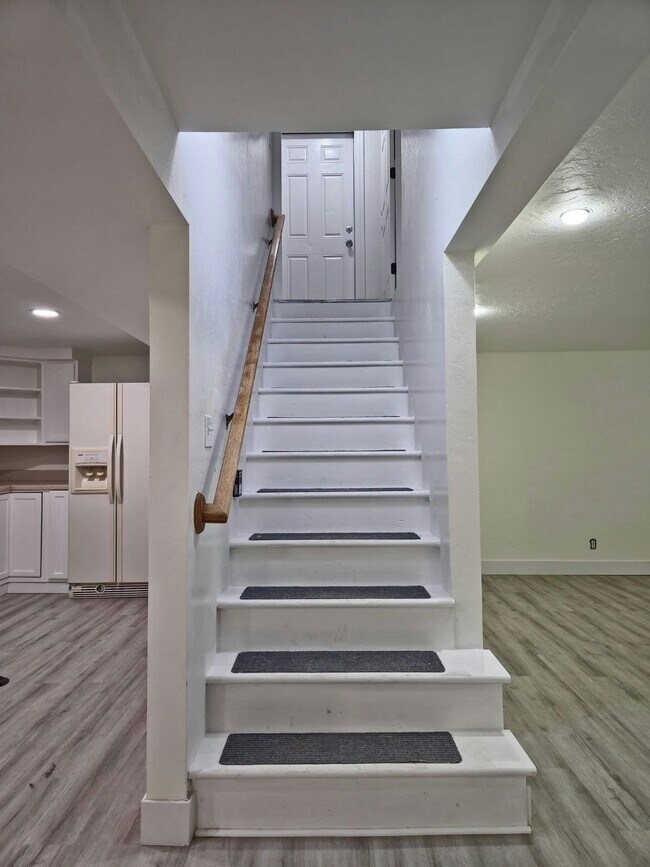 Foto del edificio - 3723 Kewanee Dr