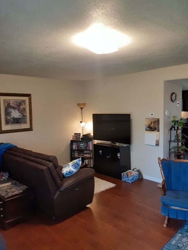 Foto del edificio - 3 Bedroom 2 Bath in Cortez