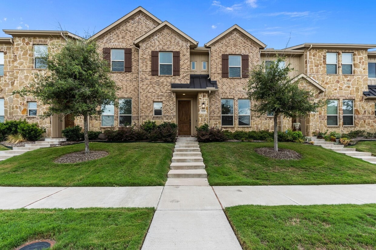 1225 Pebblebrook Ln, McKinney, TX 75071 Townhome Rentals in McKinney