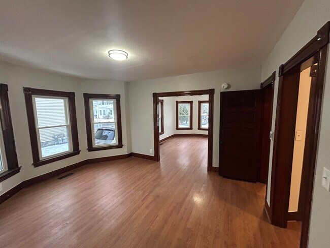 Foto del edificio - 6 Holmes St