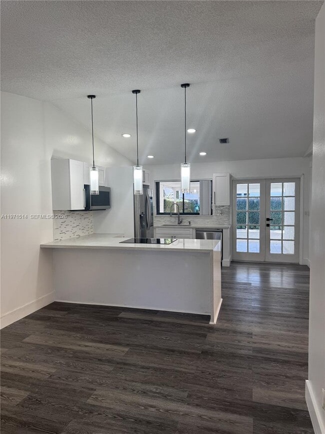 Foto del edificio - 17528 NW 66th Pl