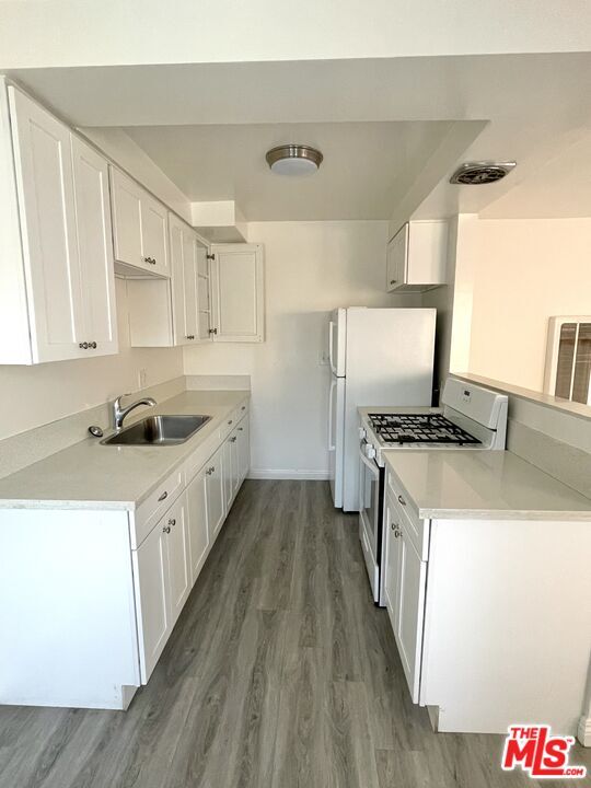 Foto del edificio - 711 S Sierra Vista Ave