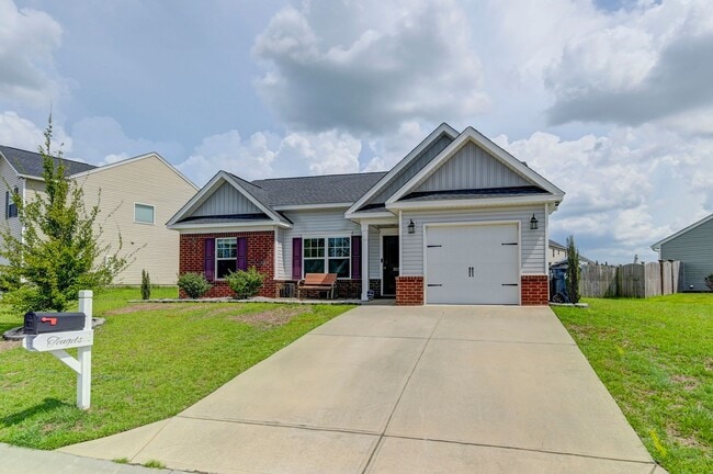 Building Photo - 3 bedroom 2 bath home for rent!