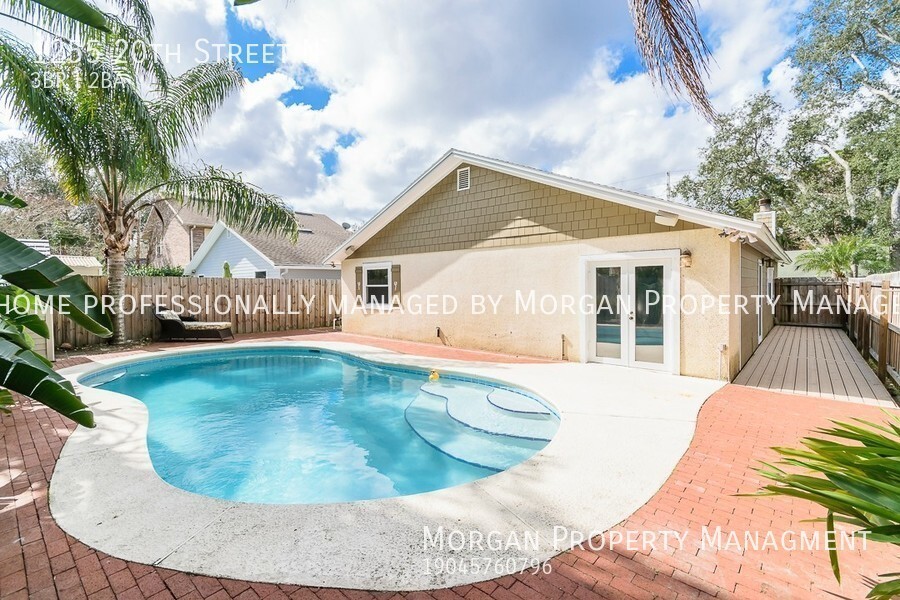 Foto principal - Beautiful 3/2 Home w/ POOL in Jax Beach!