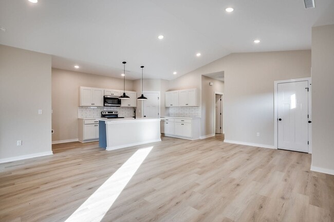 Building Photo - The Heights- Aria Plan