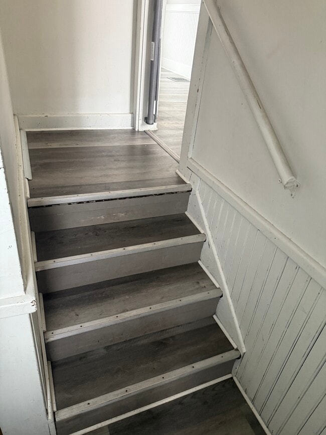 Building Photo - 10 Lehigh Ave