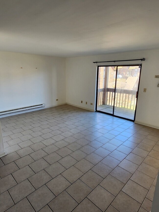 Building Photo - 429 Berkshire Dr
