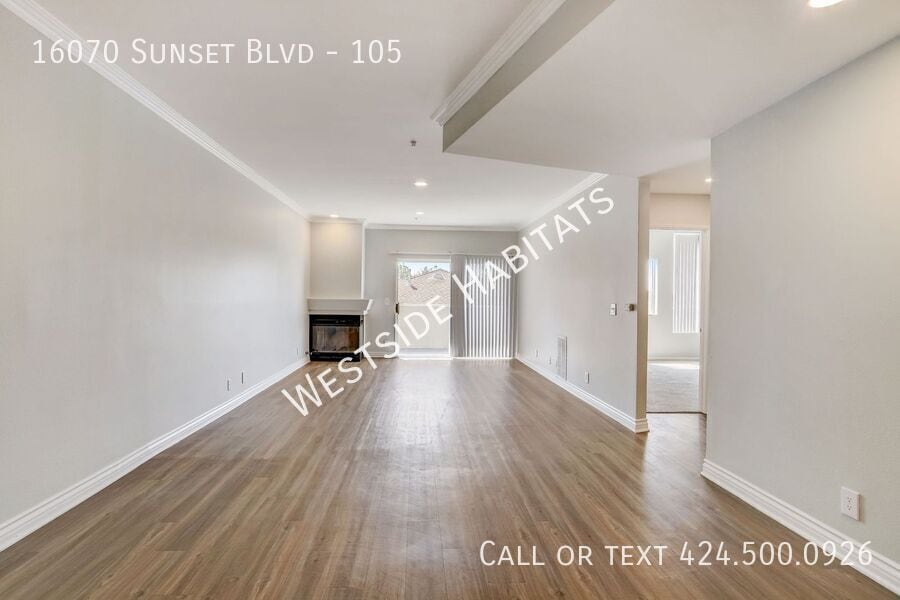Foto principal - 16070 Sunset Blvd