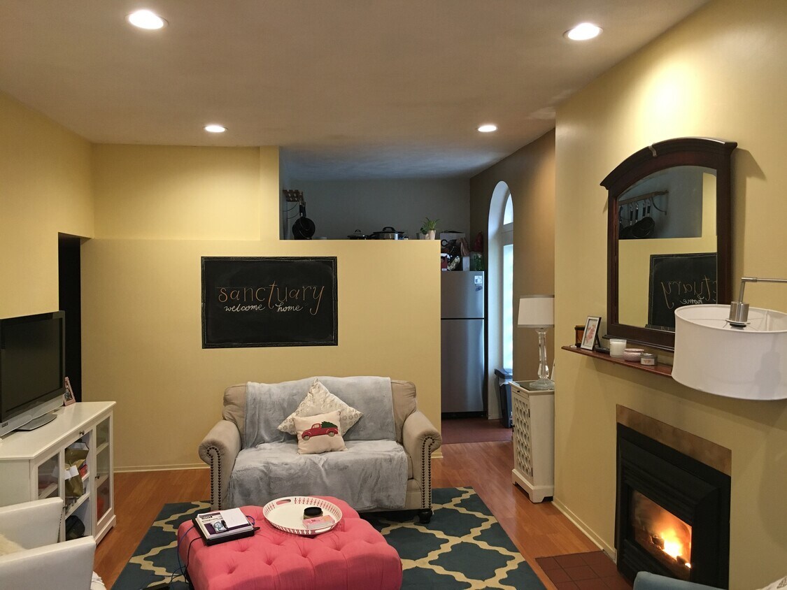 Living Room - 36 Claremont Park