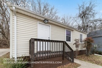 Building Photo - 110 Valley View Cir