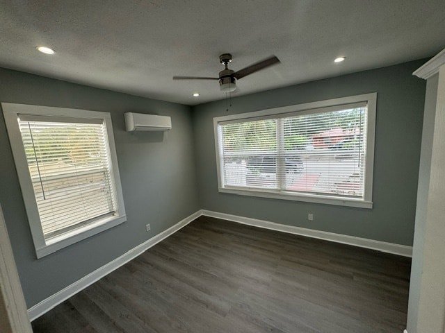 Building Photo - 404 Armada Rd S