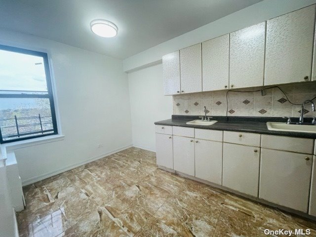 Building Photo - 108-50 62nd Dr