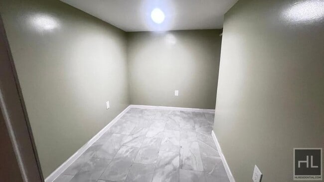 Building Photo - 2 bedroom in BROOKLYN NY 11203