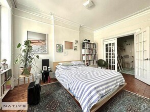 Building Photo - 108 Nassau Ave