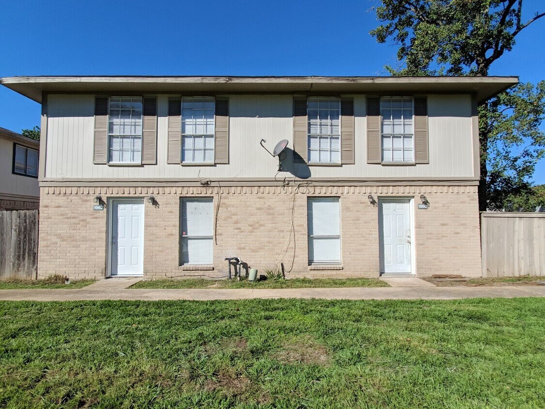 Photo - 1960 Upland Dr (Houston, TX)
