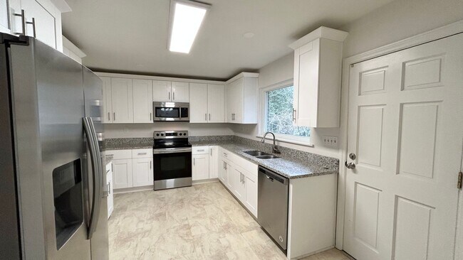 Foto del edificio - 1476 Lively Ridge Rd NE