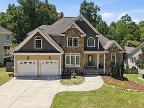 Building Photo - 223 Kinvara Ct