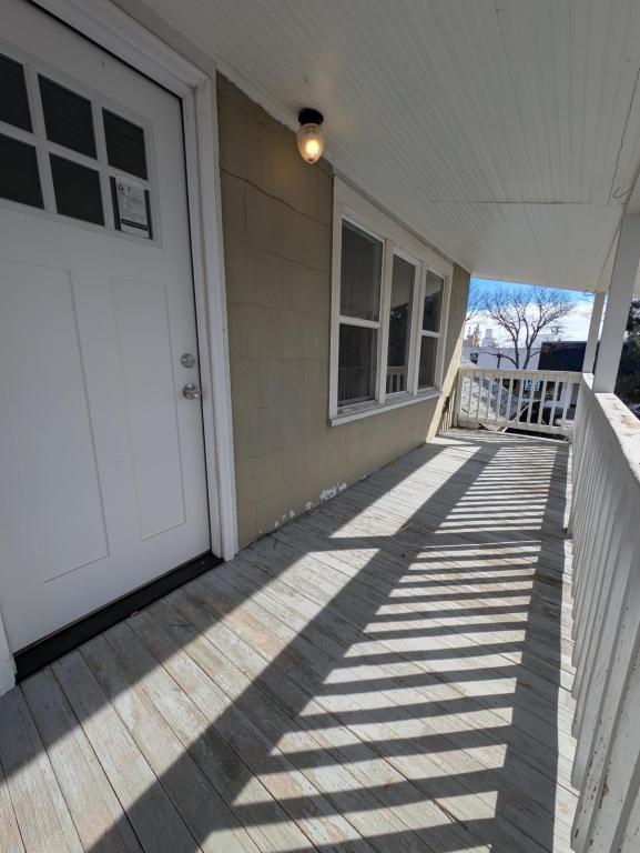 Building Photo - 323 N 4th St