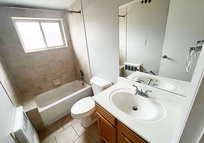 Foto del edificio - 555 Lowell Ave