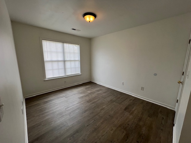 Building Photo - 434 Fernway Dr