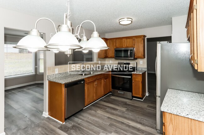 Foto del edificio - 142 Crown Forest DR