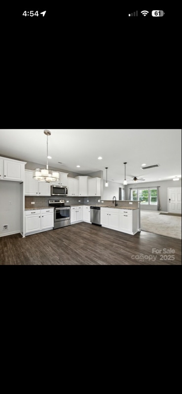 Building Photo - 940 Von Buren Blvd