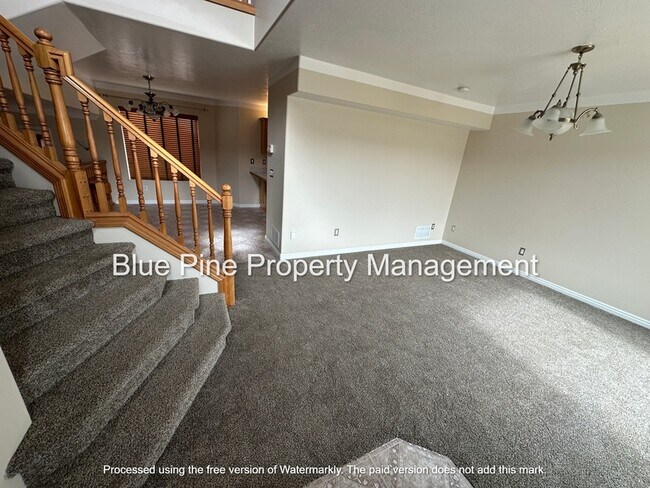 Foto del edificio - 3943 Milestone Circle