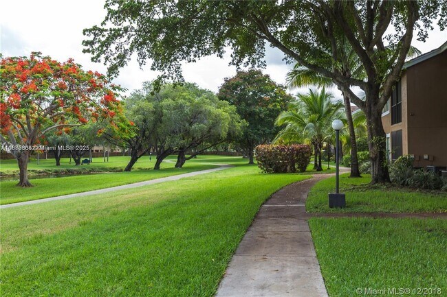 Foto del edificio - 10691 SW 155th Pl