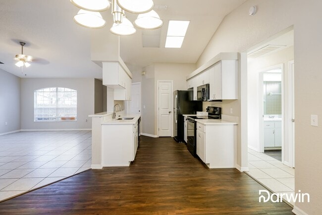Building Photo - 6249 Piedmont Dr