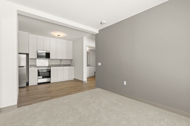 Building Photo - Brand New 2-bedroom, 1-bathroom at The Fla...