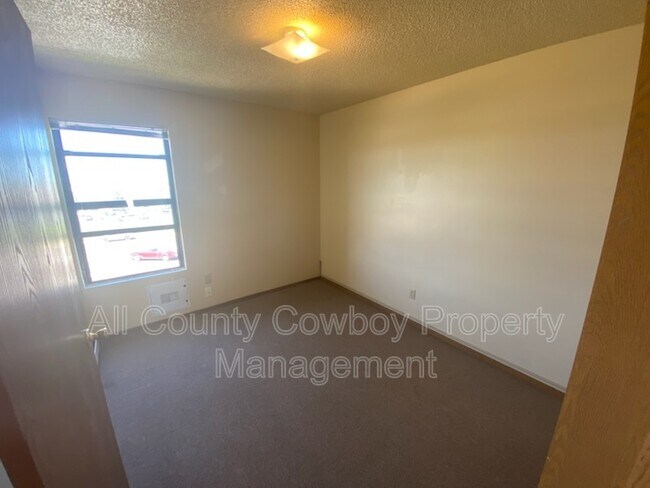 Building Photo - 3330 Joanna Brunner St