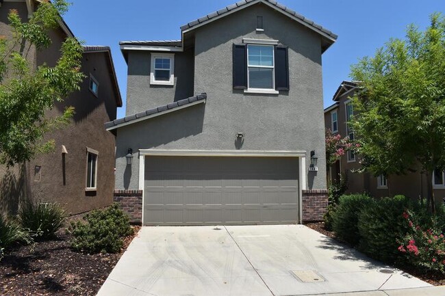 Photo - 1441 Bianchi Ln House