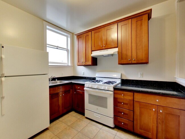Building Photo - 52 Page Street (1182r)