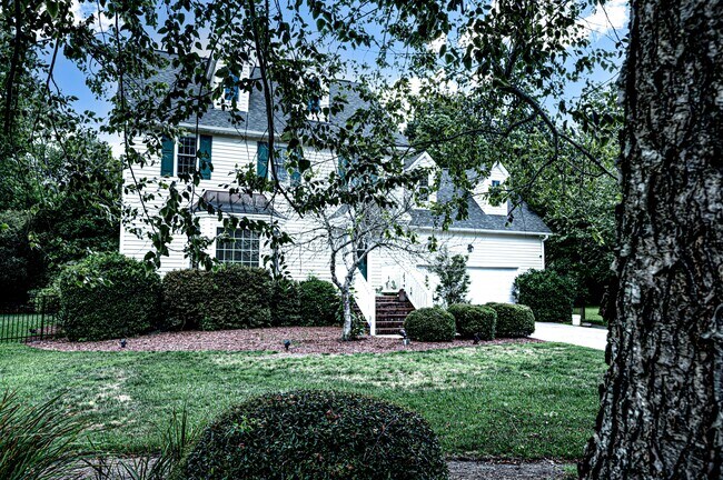 Foto del edificio - 1004 Somerset Ct