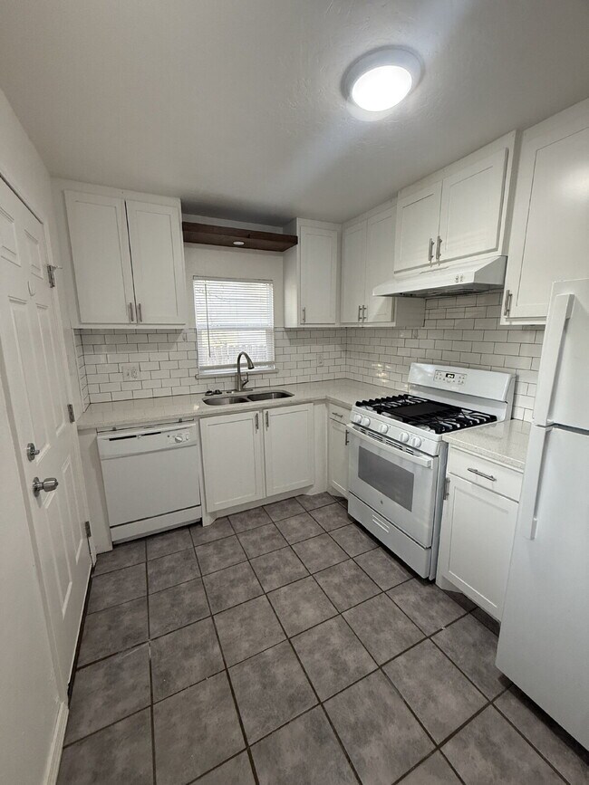 Foto del edificio - 3 Bed Home in Midwest City