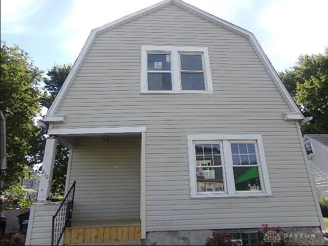 Foto principal - 210 S Hedges St