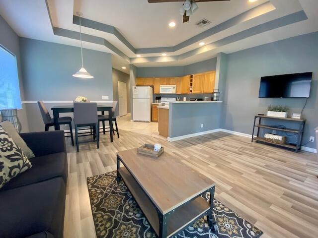 Foto del edificio - 8379 Mulligan Cir